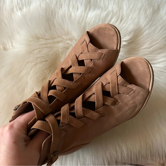 Eileen Fisher Heels Shoes Suede Leather Tan Sz 7 - Picture 3 of 9